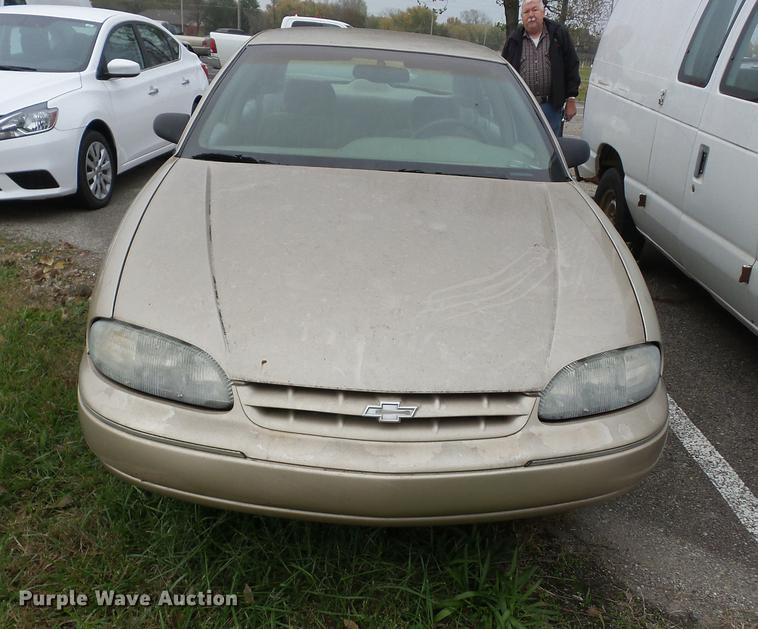 image for item J8580 1999 Chevrolet Lumina