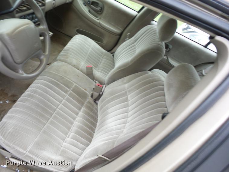 image for item J8580 1999 Chevrolet Lumina