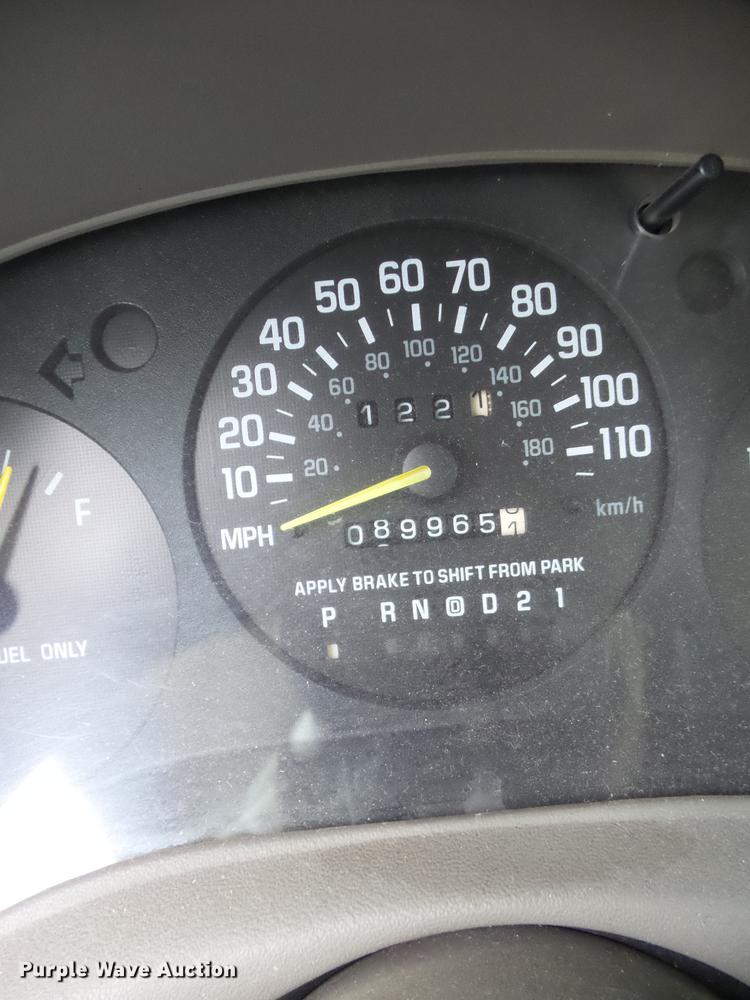 image for item J8580 1999 Chevrolet Lumina