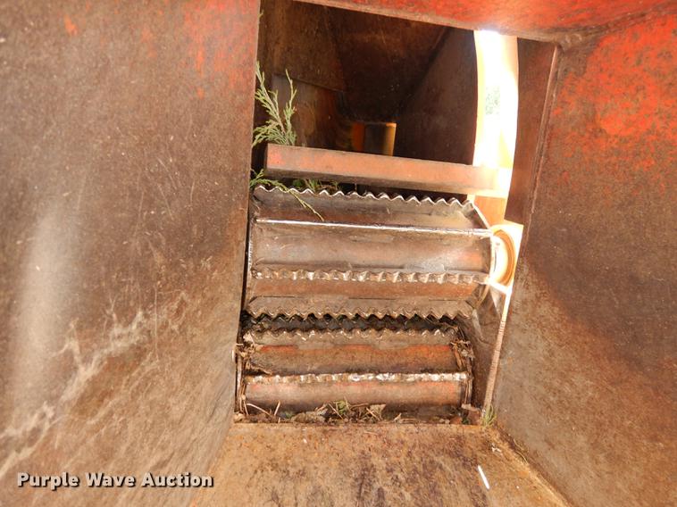 image for item K5845 Murphy Morbark wood chipper