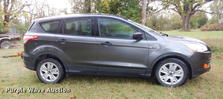 image for item K5850 2015 Ford Escape SUV