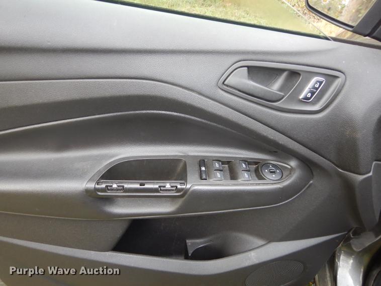 image for item K5850 2015 Ford Escape SUV