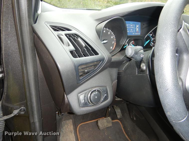 image for item K5850 2015 Ford Escape SUV