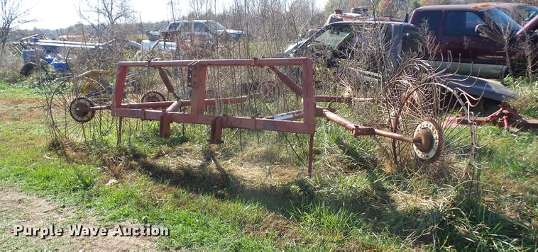 image for item K6321 Vicon hay rake