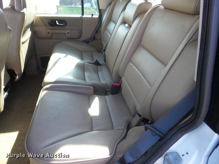 image for item K6323 2001 Land Rover Discovery SUV