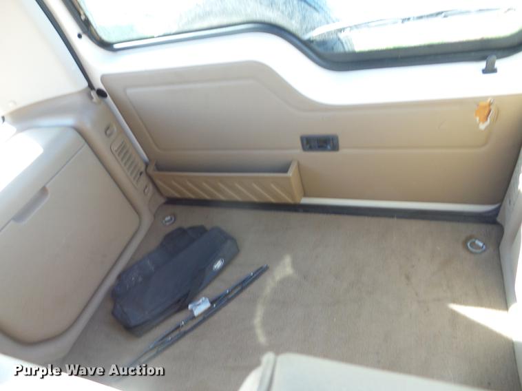 image for item K6323 2001 Land Rover Discovery SUV