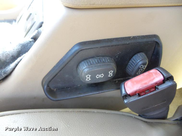 image for item K6323 2001 Land Rover Discovery SUV