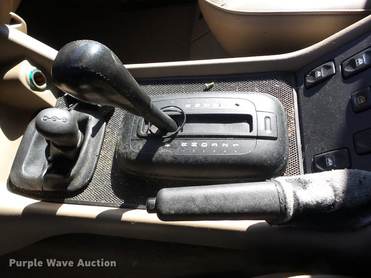 image for item K6323 2001 Land Rover Discovery SUV