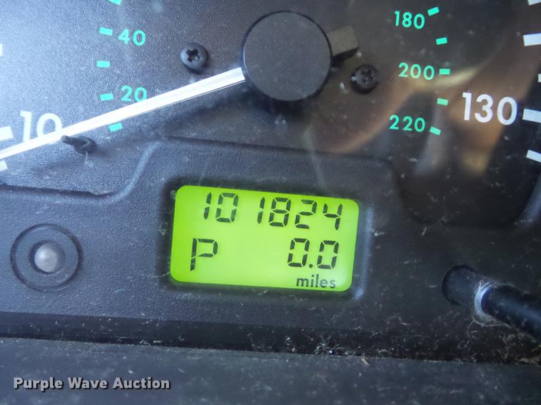 image for item K6323 2001 Land Rover Discovery SUV