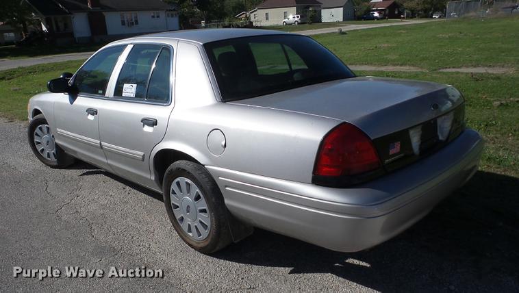 image for item K6337 2010 Ford Crown Victoria Police Interceptor