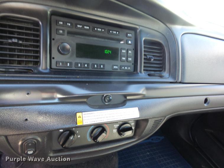 image for item K6337 2010 Ford Crown Victoria Police Interceptor