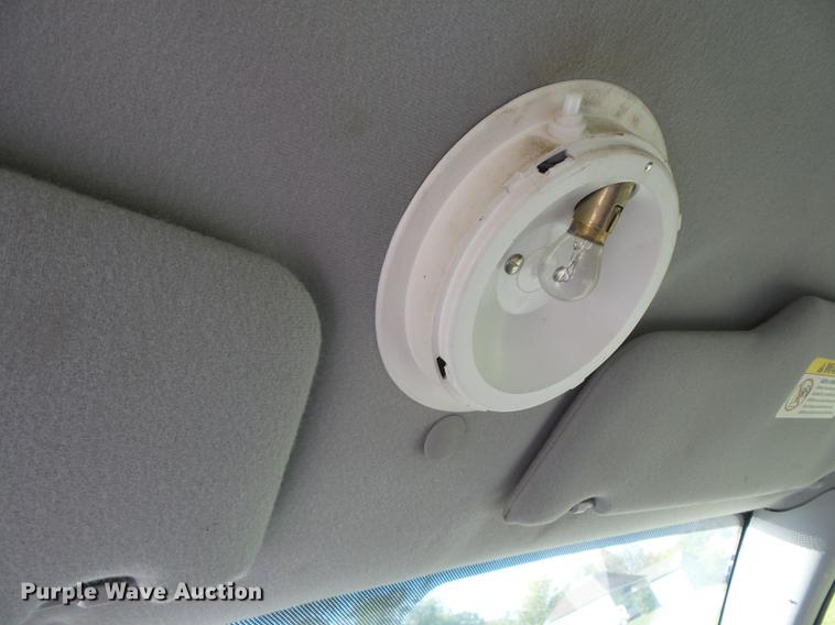 image for item K6338 2004 Ford Crown Victoria Police Interceptor