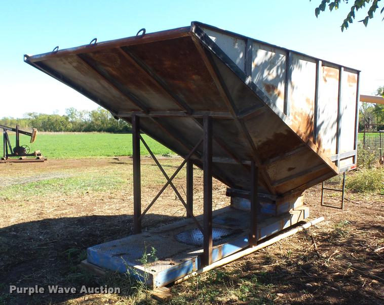 image for item K6349 Shop built grain bin