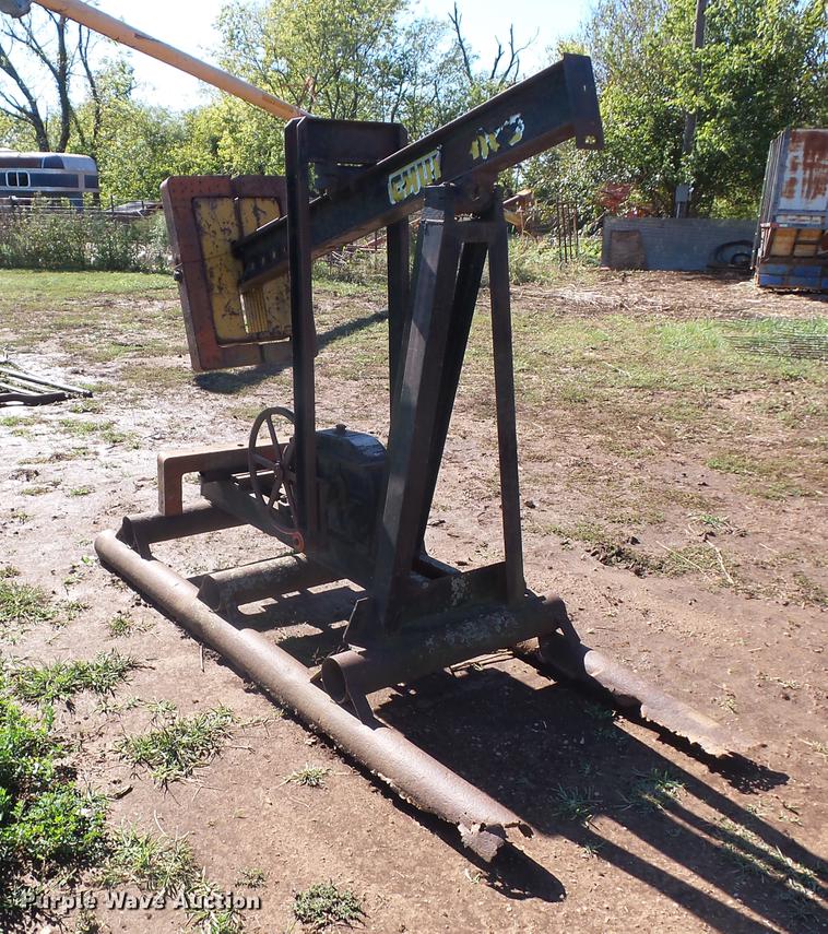 image for item K6350 Churchill pump jack