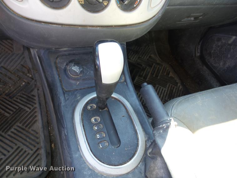 image for item K6353 2005 Ford Escape Hybrid SUV