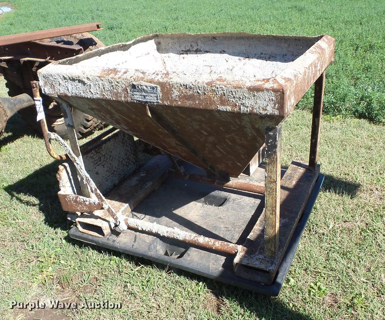 image for item K6356 Lull concrete hopper