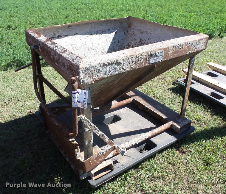 image for item K6356 Lull concrete hopper