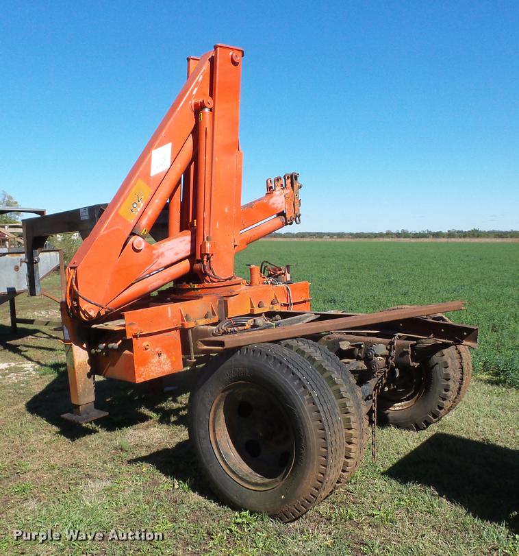 image for item K6357 1988 IMT 4825 crane