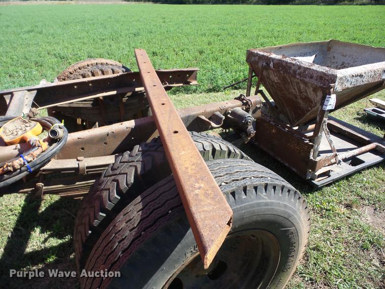 image for item K6357 1988 IMT 4825 crane