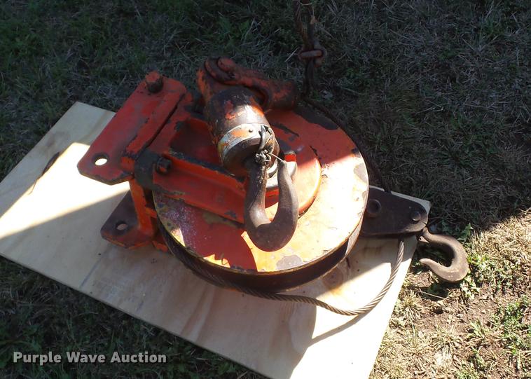 image for item K6357 1988 IMT 4825 crane