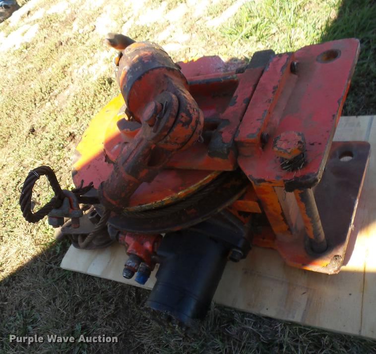 image for item K6357 1988 IMT 4825 crane