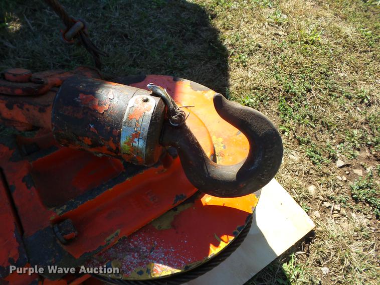 image for item K6357 1988 IMT 4825 crane