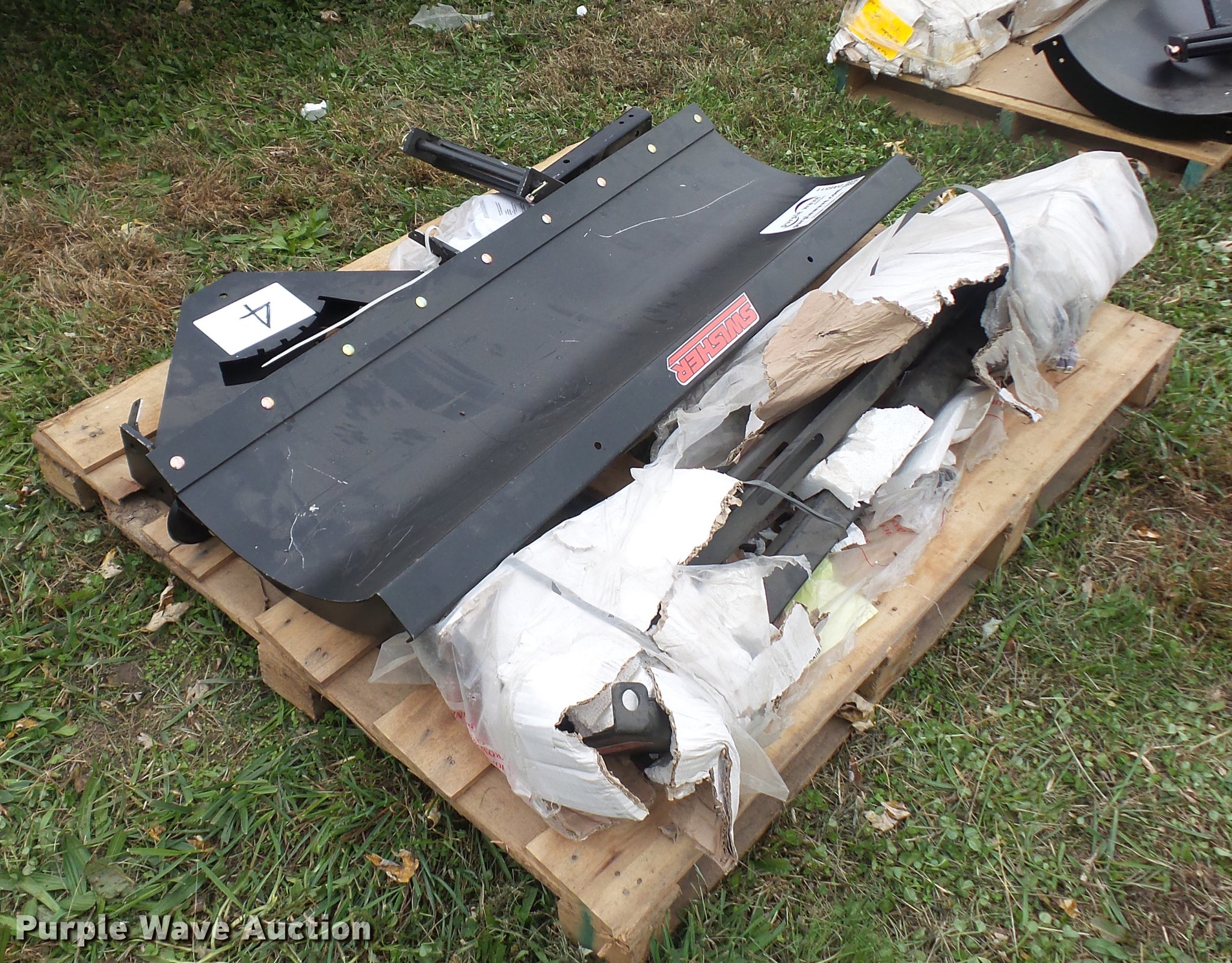 Swisher snow plow in Leeton, MO Item DA6511 sold Purple Wave