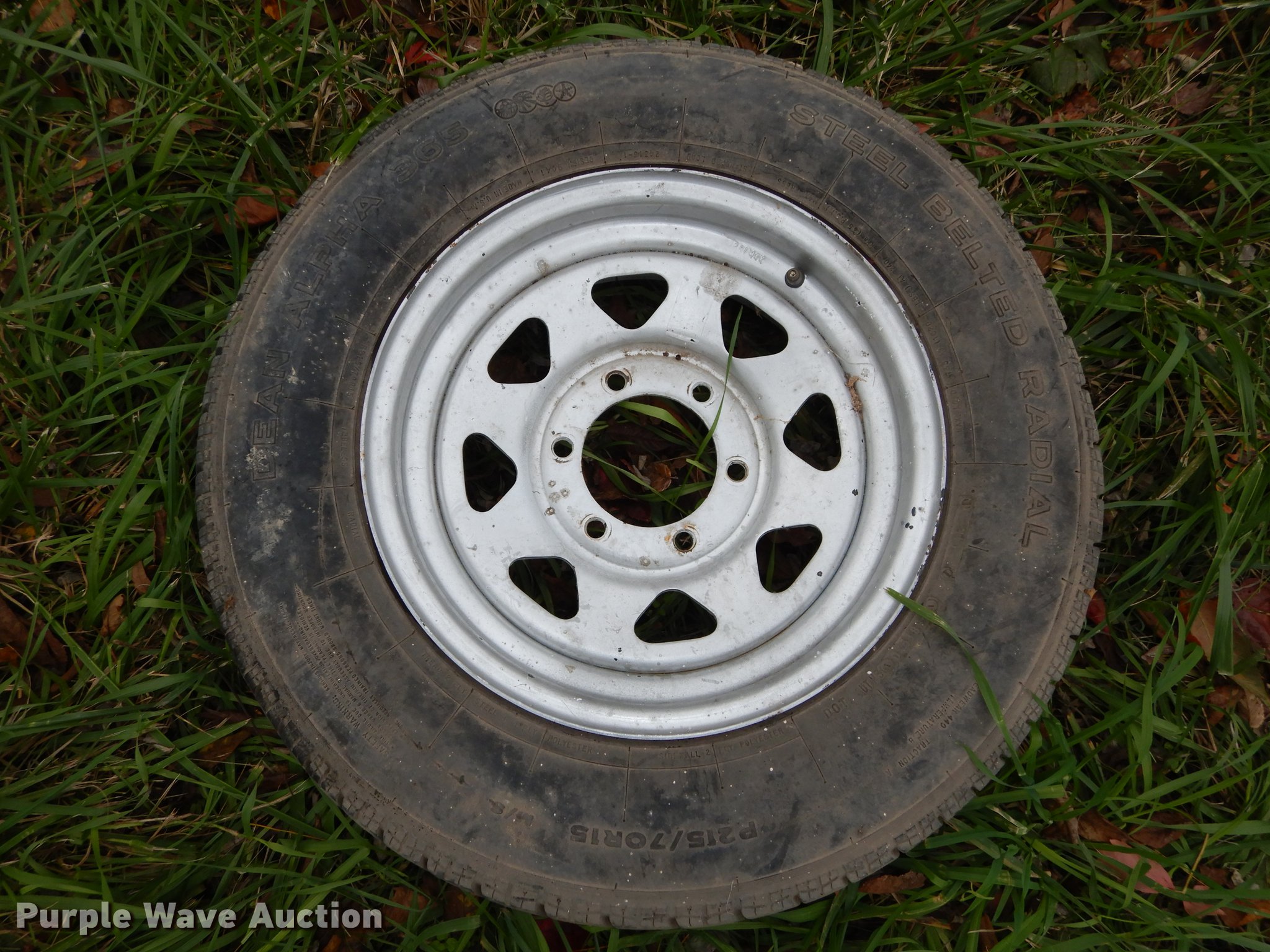 (15) tires in Kansas City, MO Item EE9135 sold Purple Wave