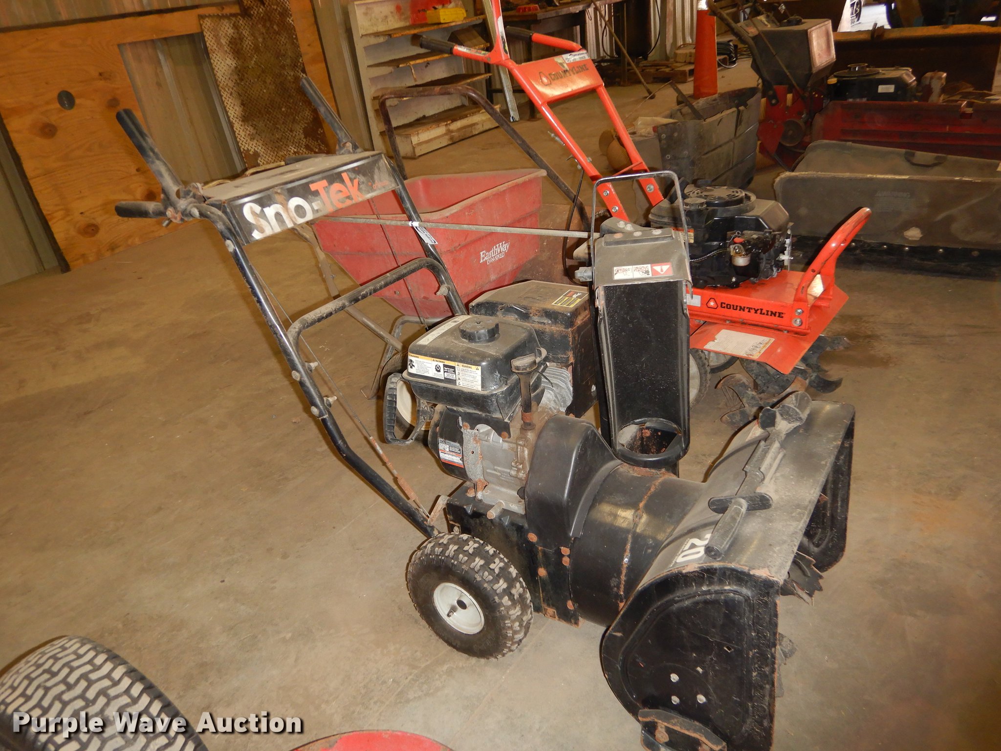 Ariens SnoTek snow blower in Topeka, KS Item EE9229 sold Purple Wave