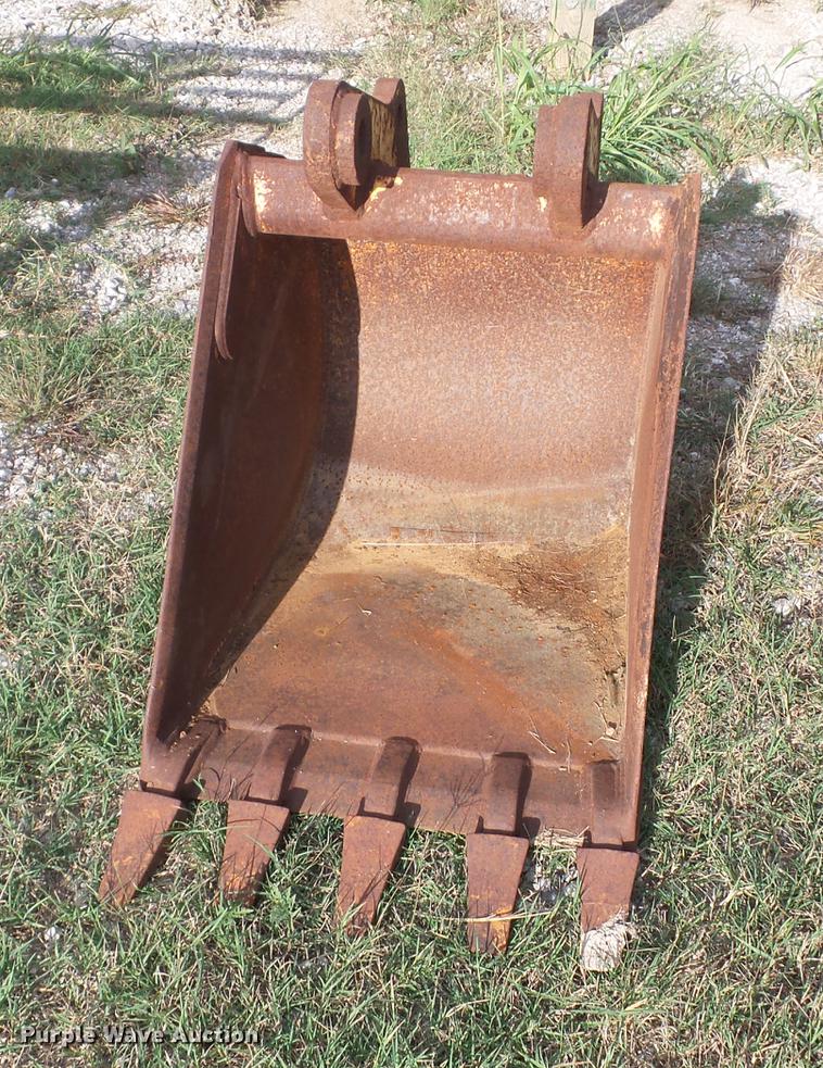 image for item AY9658 Backhoe bucket