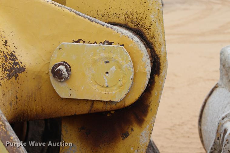 image for item BE9423 2008 Komatsu WA380-6 wheel loader