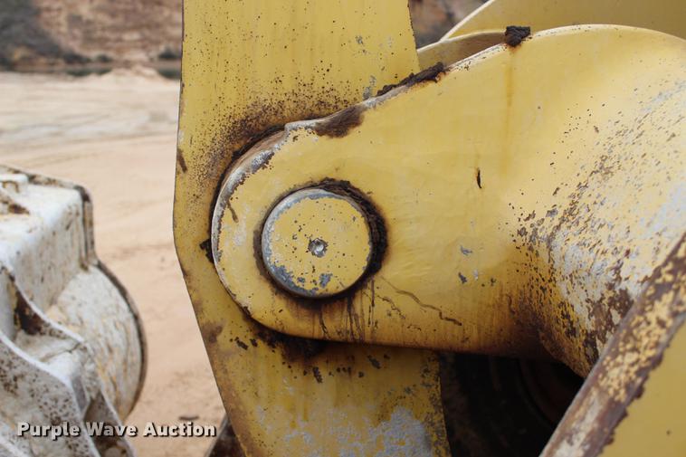 image for item BE9423 2008 Komatsu WA380-6 wheel loader