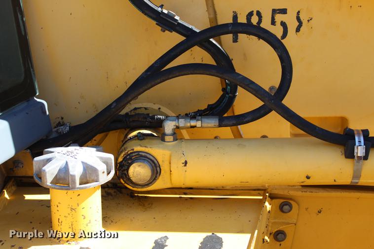 image for item BE9428 2005 John Deere 310 SG backhoe