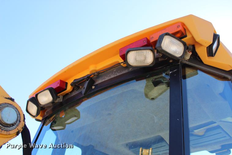 image for item BE9428 2005 John Deere 310 SG backhoe