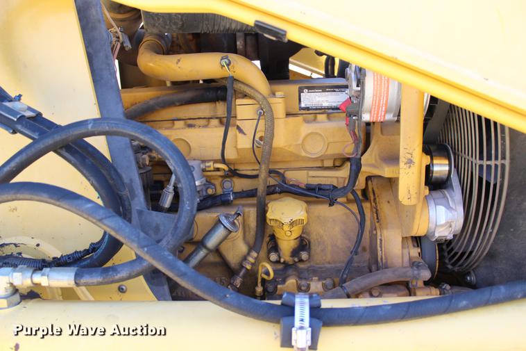 image for item BE9428 2005 John Deere 310 SG backhoe