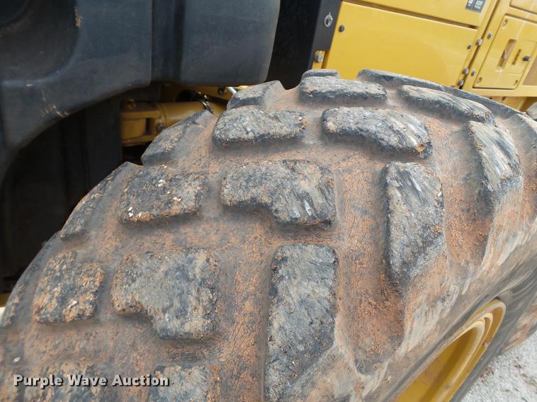 image for item BJ9934 2013 Caterpillar 140M2 motor grader