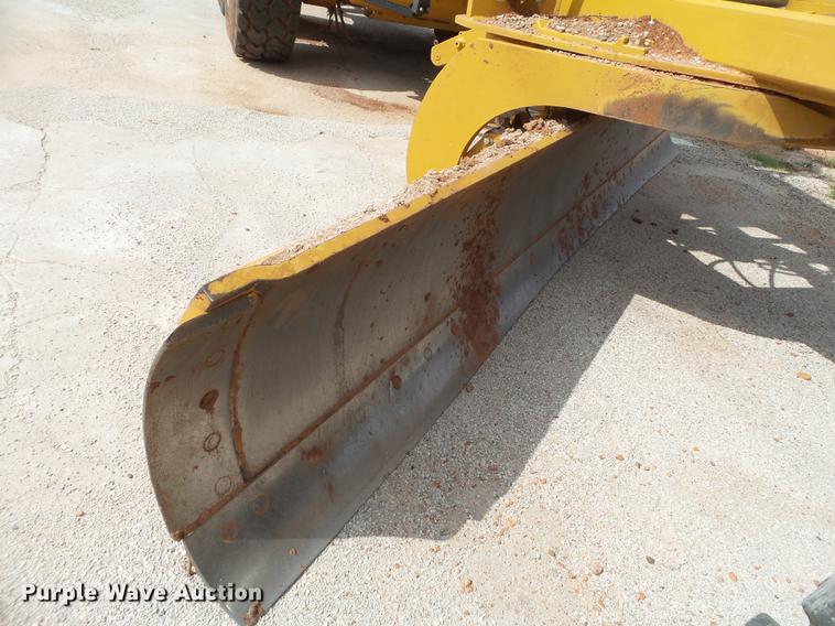 image for item BJ9934 2013 Caterpillar 140M2 motor grader