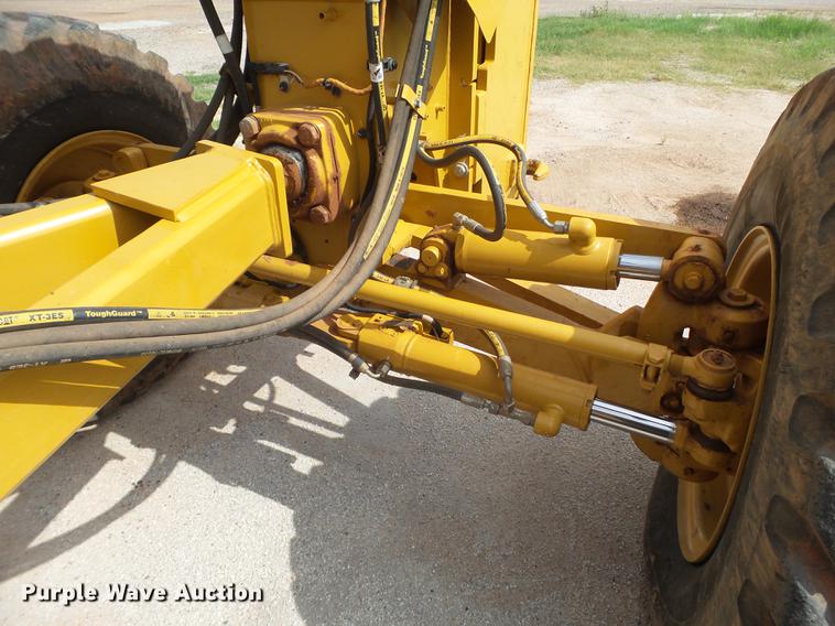 image for item BJ9934 2013 Caterpillar 140M2 motor grader