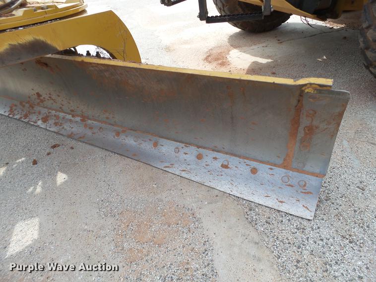 image for item BJ9934 2013 Caterpillar 140M2 motor grader