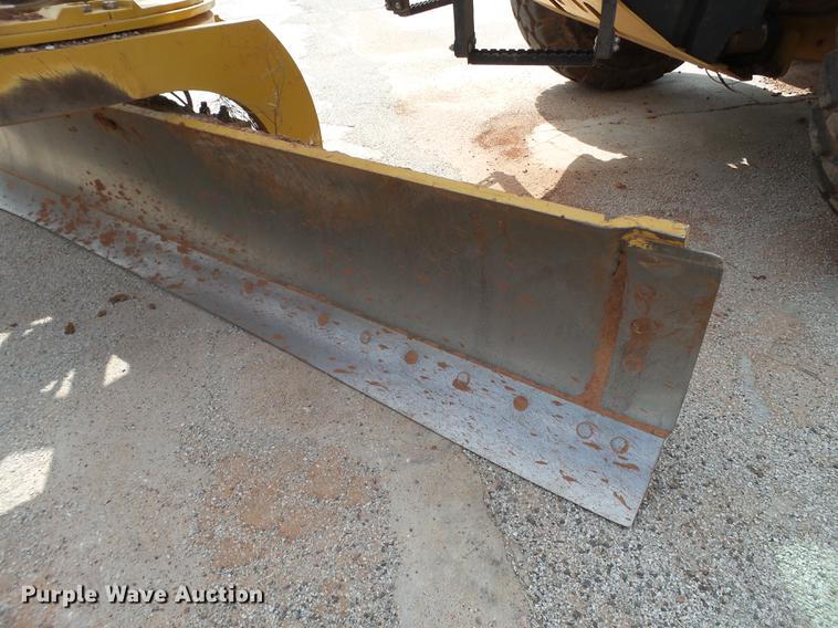 image for item BJ9934 2013 Caterpillar 140M2 motor grader