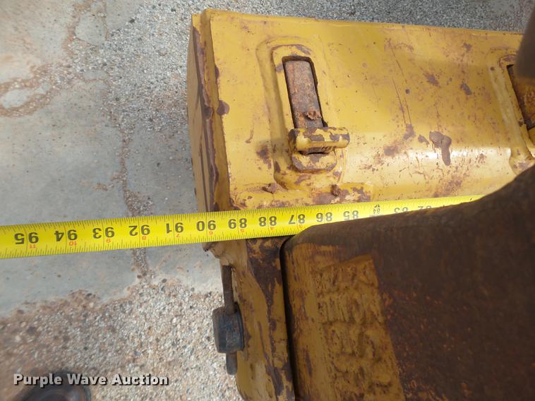 image for item BJ9934 2013 Caterpillar 140M2 motor grader