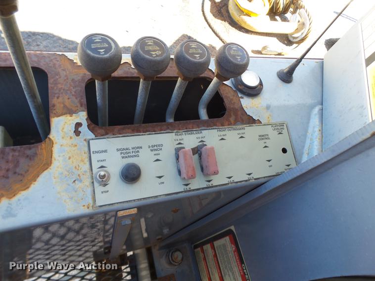 image for item BJ9952 2002 Western Star 4864FX crane truck