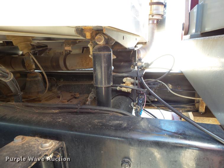 image for item BJ9952 2002 Western Star 4864FX crane truck