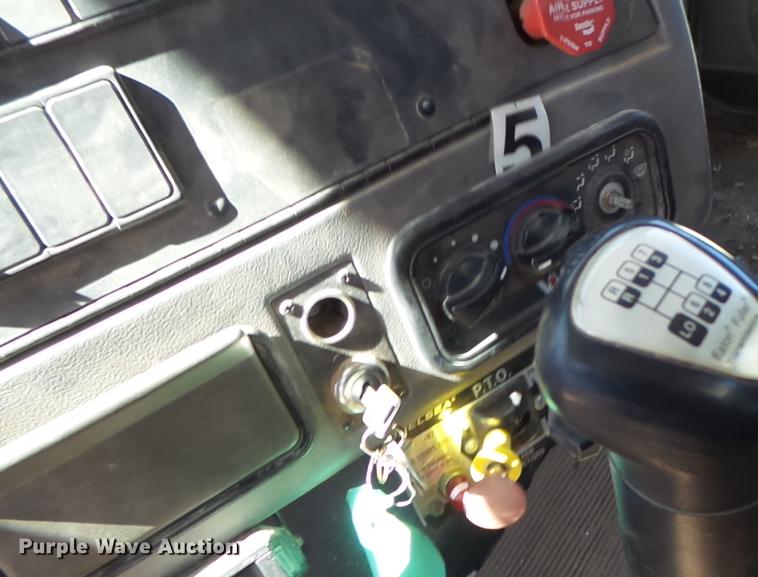 image for item BJ9952 2002 Western Star 4864FX crane truck