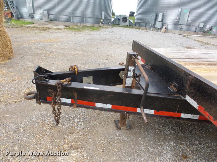 image for item BV9193 1997 Contrail Towmaster equipment trailer