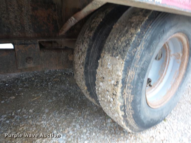 image for item BV9193 1997 Contrail Towmaster equipment trailer