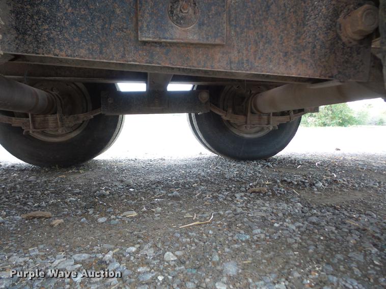 image for item BV9193 1997 Contrail Towmaster equipment trailer