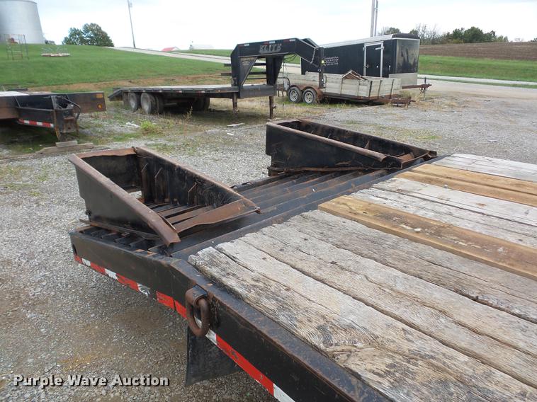 image for item BV9193 1997 Contrail Towmaster equipment trailer