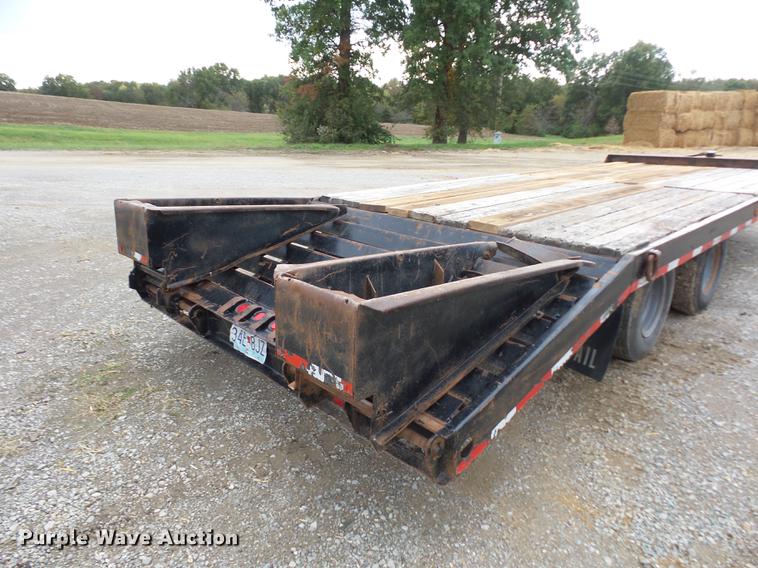 image for item BV9193 1997 Contrail Towmaster equipment trailer