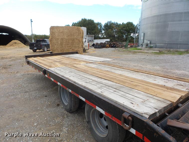 image for item BV9193 1997 Contrail Towmaster equipment trailer